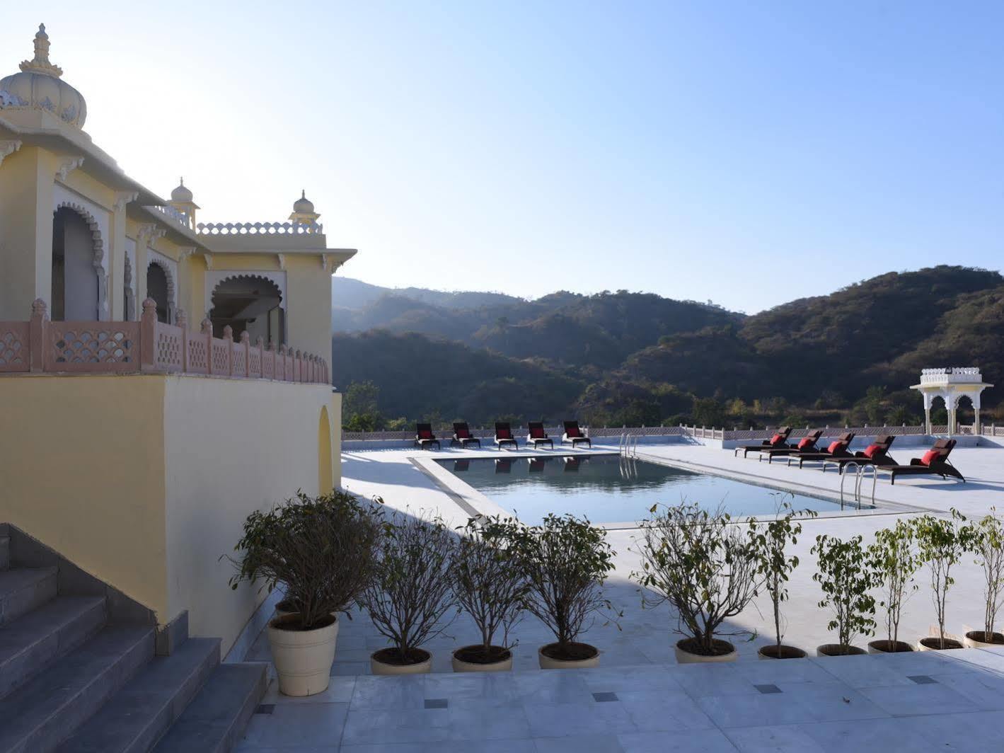 The Castle Mewar Hotel Rāma Buitenkant foto